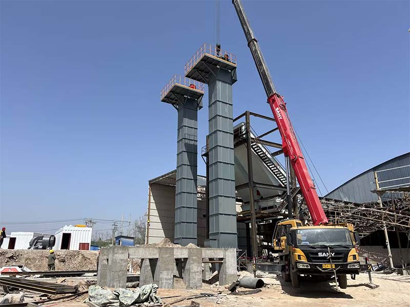 Cement bucket elevator