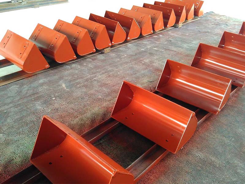 elevator buckets